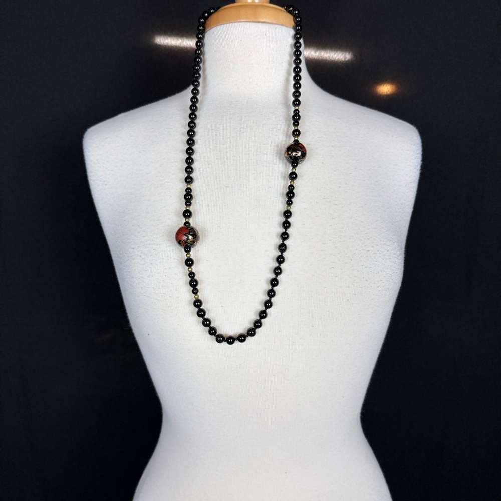 Elegant Black Beaded Necklace